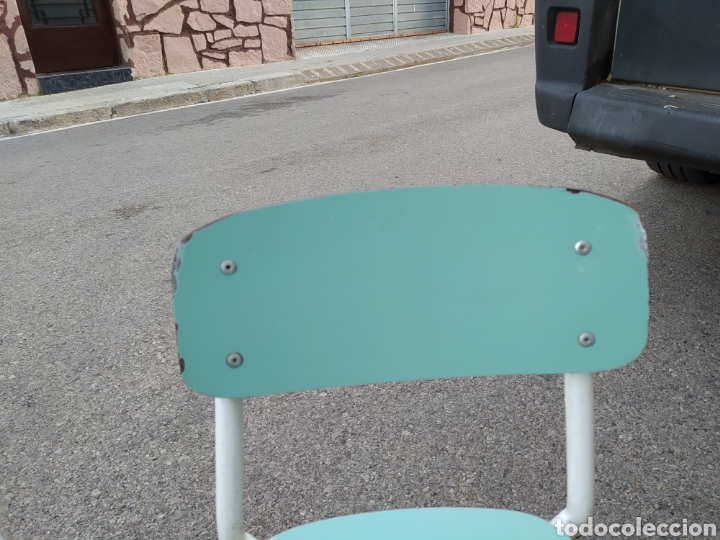 Antig&uuml;edades: 3sillas infantiles de colegio - Foto 5