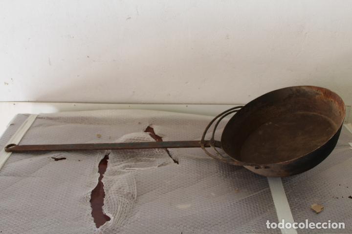 Antig&uuml;edades: Sarten antigua /chimenea / matanza / migas - Foto 9