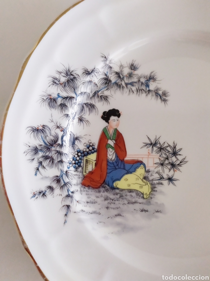 Antig&uuml;edades: Plato porcelana Coimbra - Foto 2