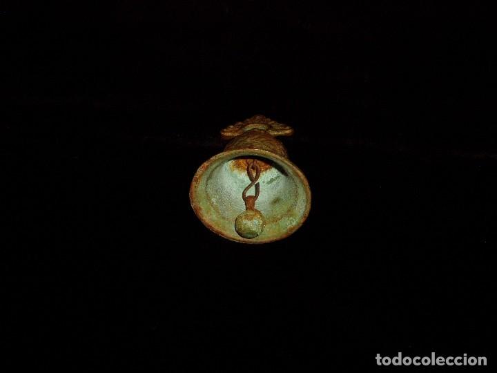 Antig&uuml;edades: Campanita bronce S. XIX - Foto 3