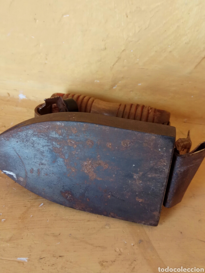 Antig&uuml;edades: Plancha antigua de metal - Foto 3