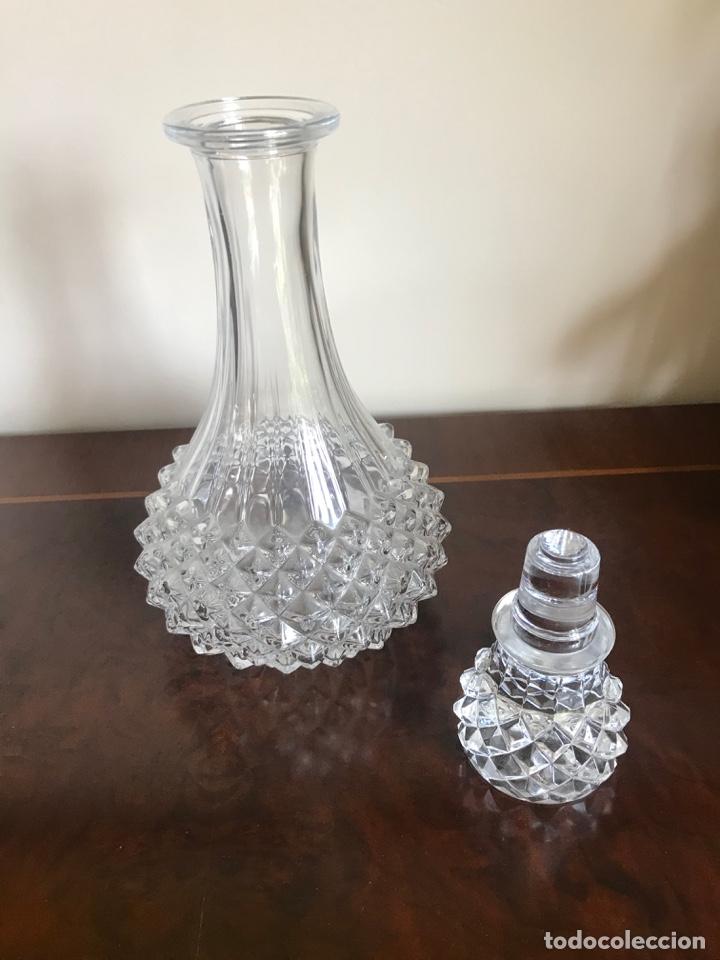 Antig&uuml;edades: Licorera cristal tallado - Foto 2