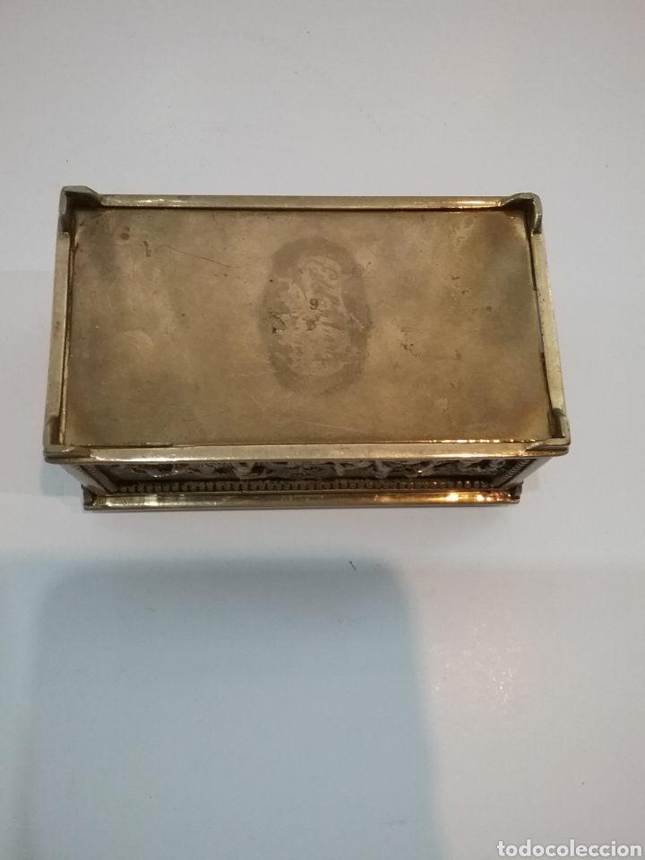 Antig&uuml;edades: Antigua caja joyero cofre en bronce. - Foto 5