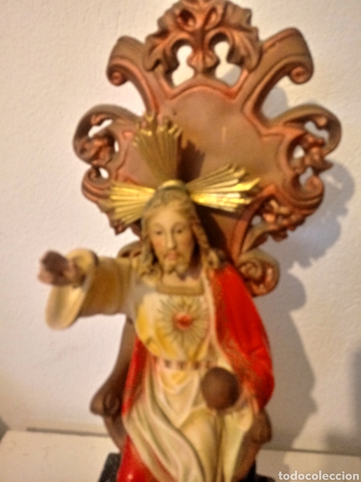 Antig&uuml;edades: Corazon de Jesus de escayola con peana - Foto 2