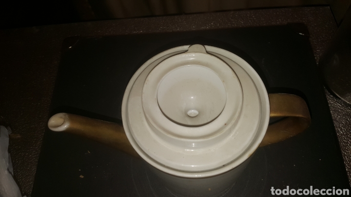 Antig&uuml;edades: Cafetera de porcelana filo de oro - Foto 2