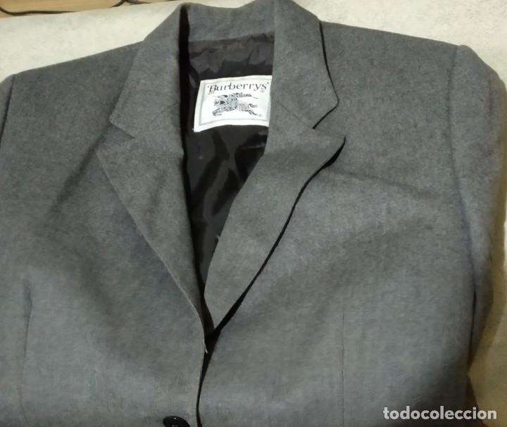 Antig&uuml;edades: Traje chaqueta Burberry - Foto 2