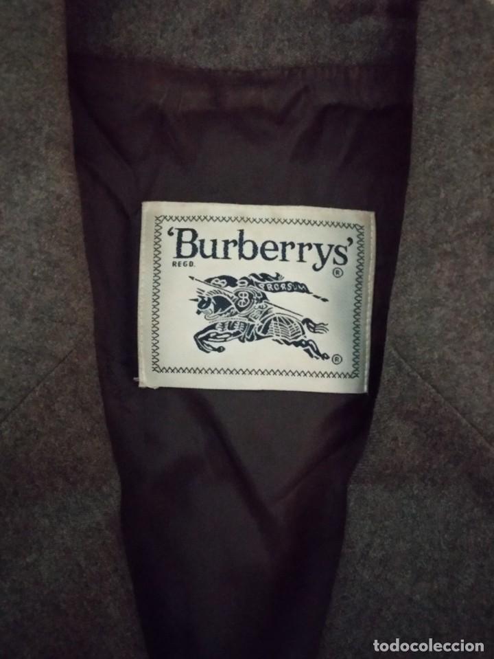 Antig&uuml;edades: Traje chaqueta Burberry - Foto 3