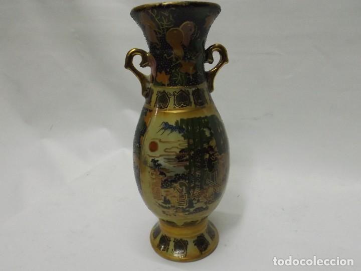 Antig&uuml;edades: JARR&Oacute;N CHINO CON RELIEVES. Altura 25cms - Foto 3