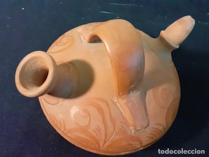 Antig&uuml;edades: Cantaro o botijo marron plano - Foto 3