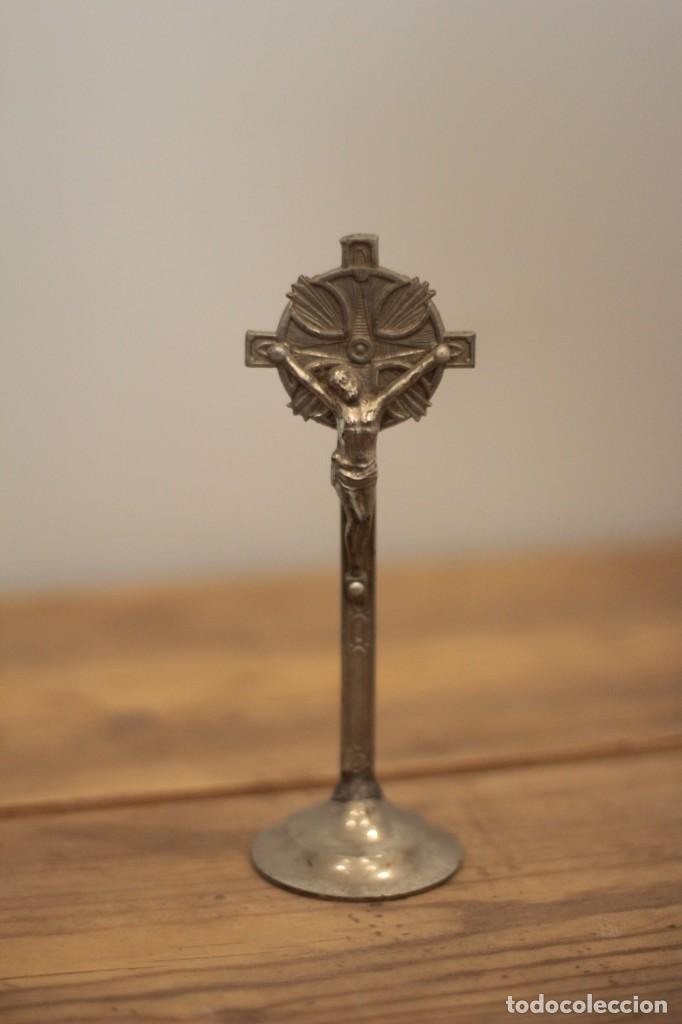 Antig&uuml;edades: Cruz de altar de 17cm - Foto 1