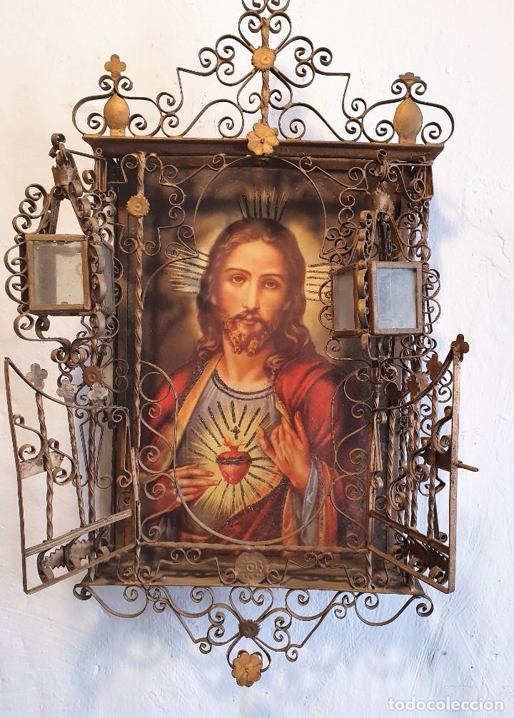 Antig&uuml;edades: SAGRADO CORAZON EN REJA CON FAROLES - Foto 4