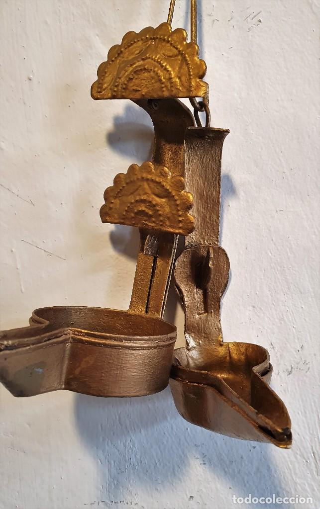 Antig&uuml;edades: PAREJA DE ANTIGUOS CANDILES - Foto 1