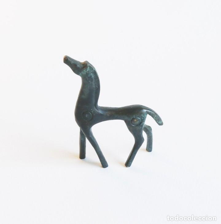 Antig&uuml;edades: Peque&ntilde;o caballo de bronce - Foto 1