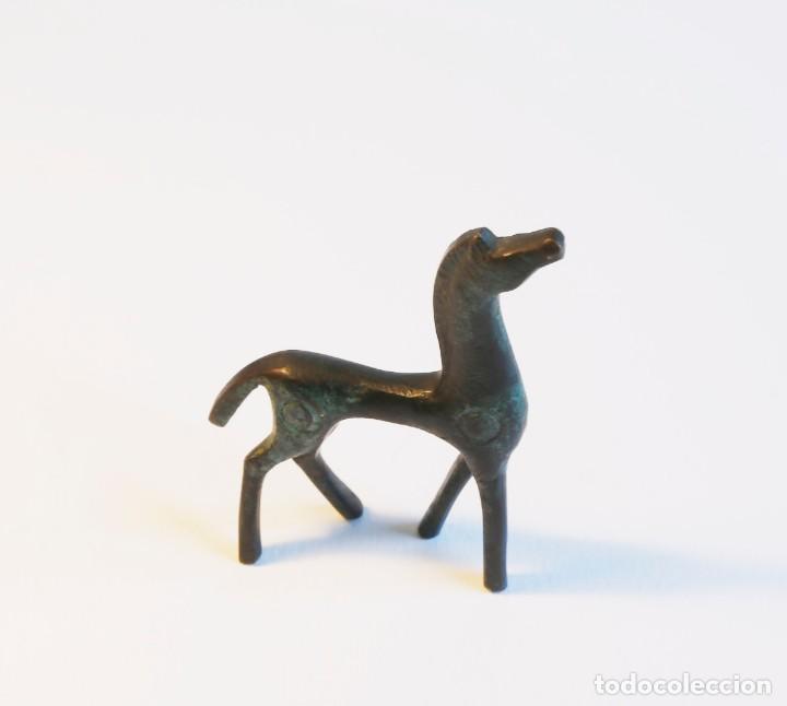 Antig&uuml;edades: Peque&ntilde;o caballo de bronce - Foto 2