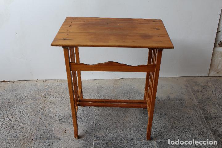 Antig&uuml;edades: mesa auxiliar antigua rustica - Foto 1