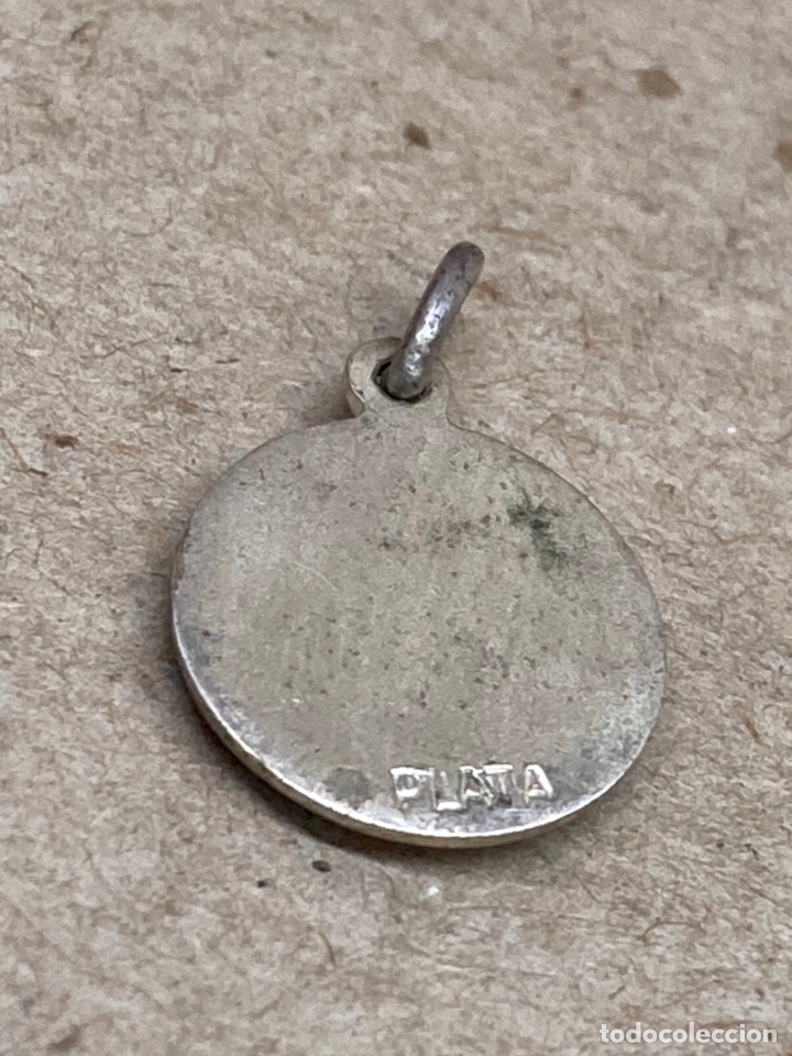 Antig&uuml;edades: Medalla de plata religiosa - Foto 2