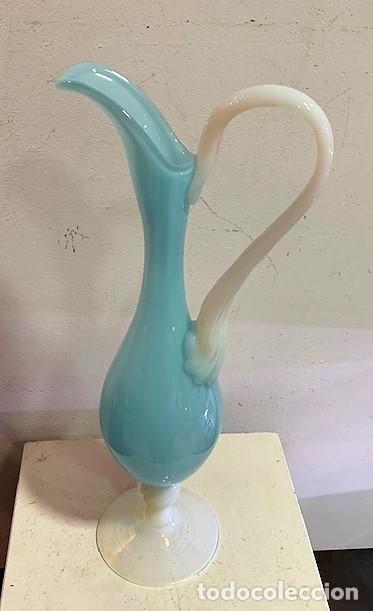 Antig&uuml;edades: Murano, jarr&oacute;n de opalina. - Foto 2