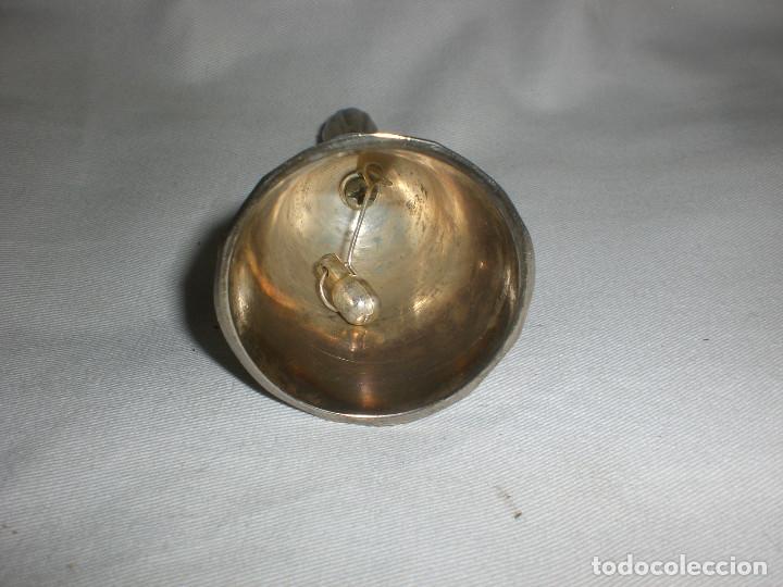 Antig&uuml;edades: campanilla metal - Foto 2