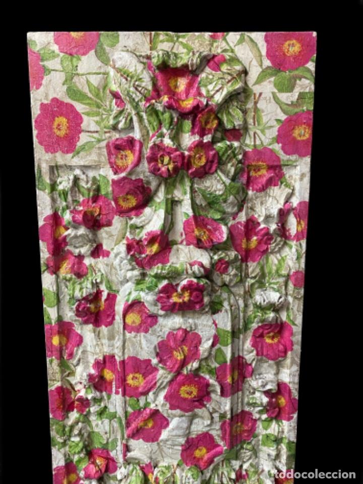 Antig&uuml;edades: Tabla decorada con motivos florales. - Foto 2