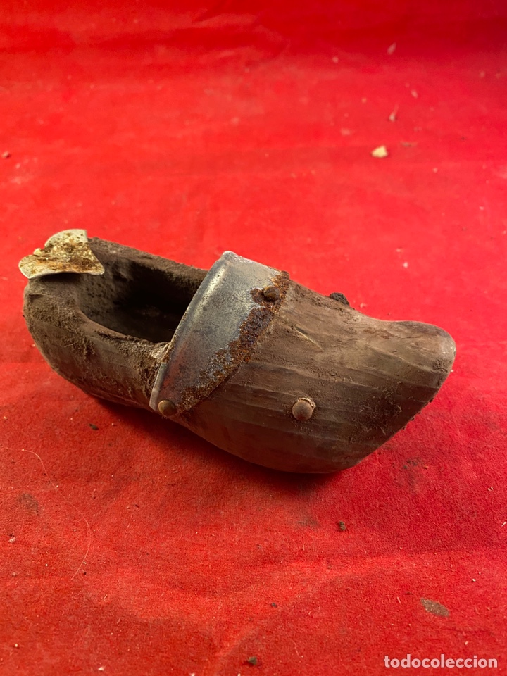 Antig&uuml;edades: Zapato de madera - Foto 1