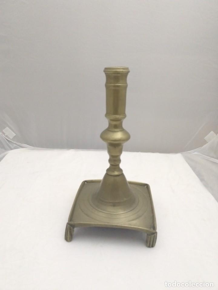 Antig&uuml;edades: Espelmatoria de bronce S. XVIII - Foto 1