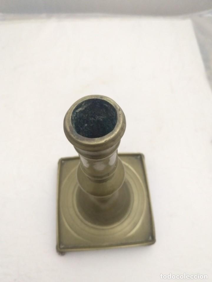 Antig&uuml;edades: Espelmatoria de bronce S. XVIII - Foto 2