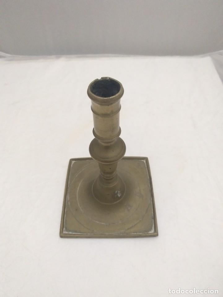Antig&uuml;edades: Espelmatoria de bronce S. XVIII - Foto 2