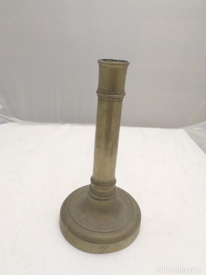 Antig&uuml;edades: Espelmatoria de bronce S. XIX - Foto 1