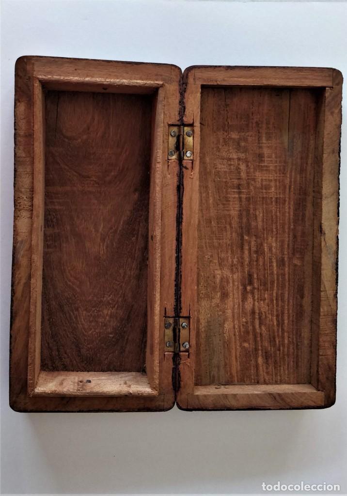 Antig&uuml;edades: Caja de madera,tallada,antigua - Foto 2