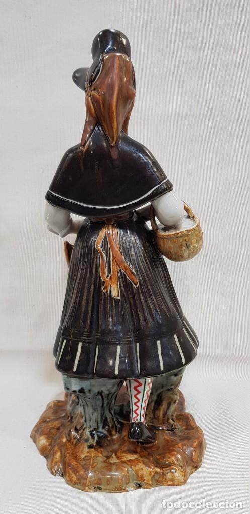 Antig&uuml;edades: Figura cer&aacute;mica Nadal - Foto 4