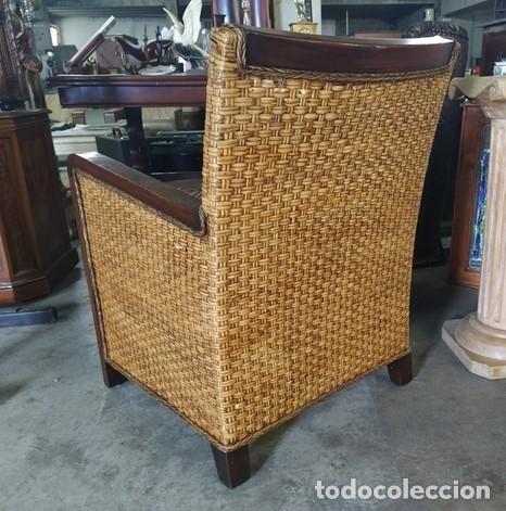 Antig&uuml;edades: SOF&Aacute;..BUTACA..BUTACON..MADERA .ENEA - Foto 2