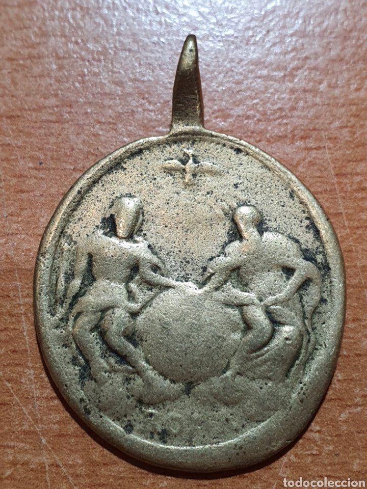 Antig&uuml;edades: Medalla religiosa medieval 4 cm. - Foto 1