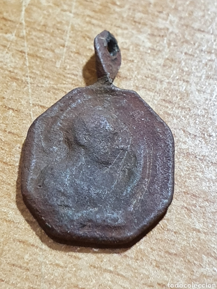 Antig&uuml;edades: Medalla religiosa medieval 2cm - Foto 2