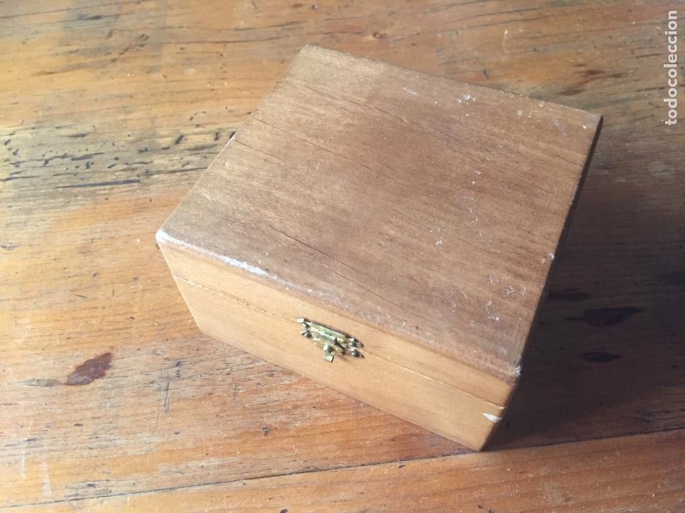 Antig&uuml;edades: Cajita madera con espejo - Foto 3