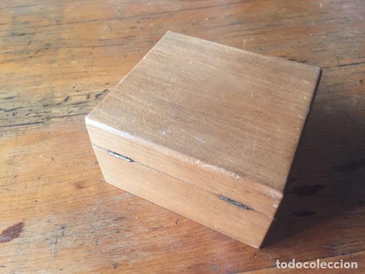 Antig&uuml;edades: Cajita madera con espejo - Foto 4