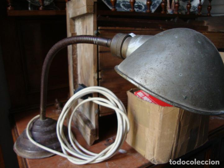 Antig&uuml;edades: flexo marca simon a&ntilde;os 40-50 - Foto 8