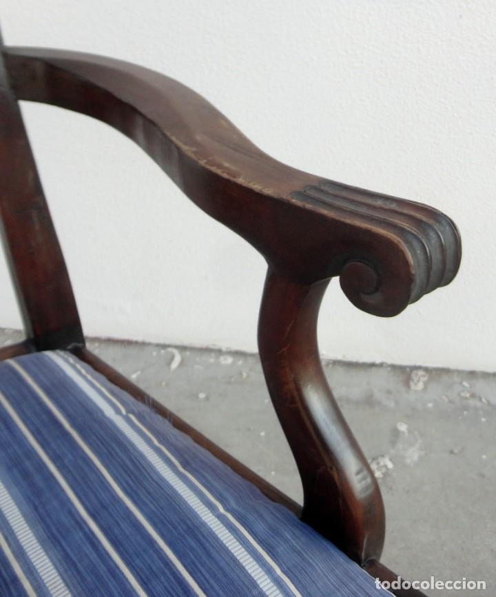 Antig&uuml;edades: Sillon estilo Chipendale, en madera de caoba tallada - Foto 11