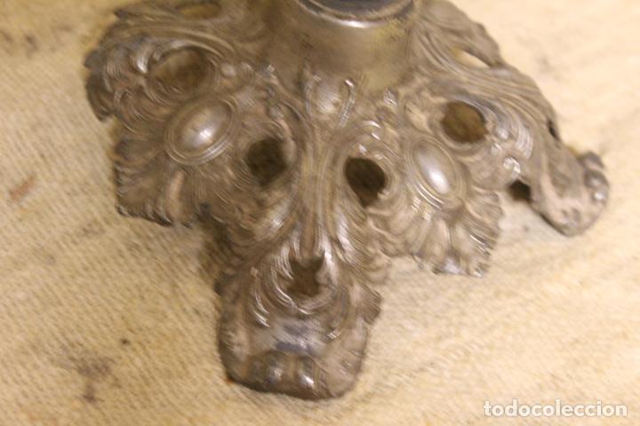 Antig&uuml;edades: peana para candelabro - Foto 3