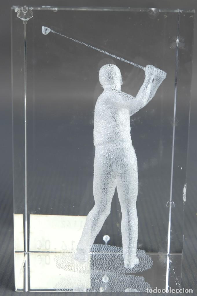 Antig&uuml;edades: Cristal tallado Golfista - Foto 3