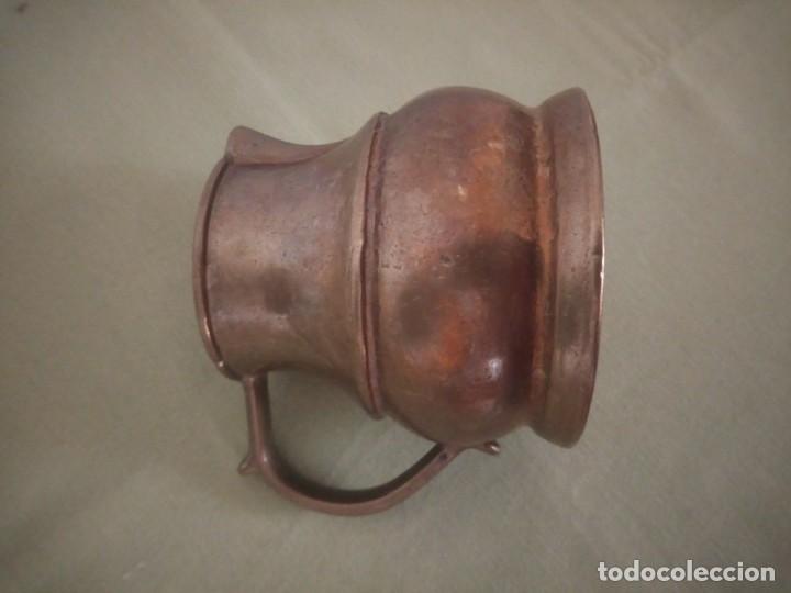 Antig&uuml;edades: Antigua jarra de bronce, r&uacute;stico. - Foto 4