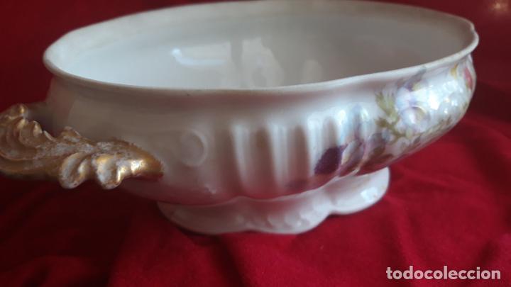 Antig&uuml;edades: Sopera porcelana grande - Foto 3