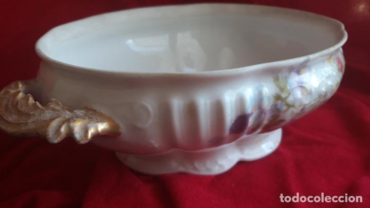 Antig&uuml;edades: Sopera porcelana grande - Foto 4