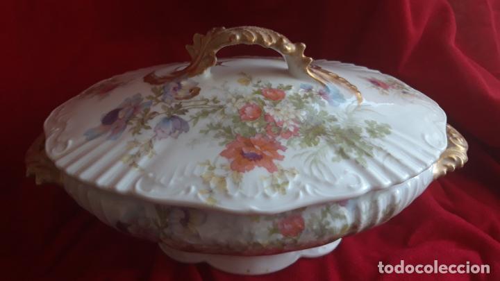 Antig&uuml;edades: Sopera porcelana - Foto 2