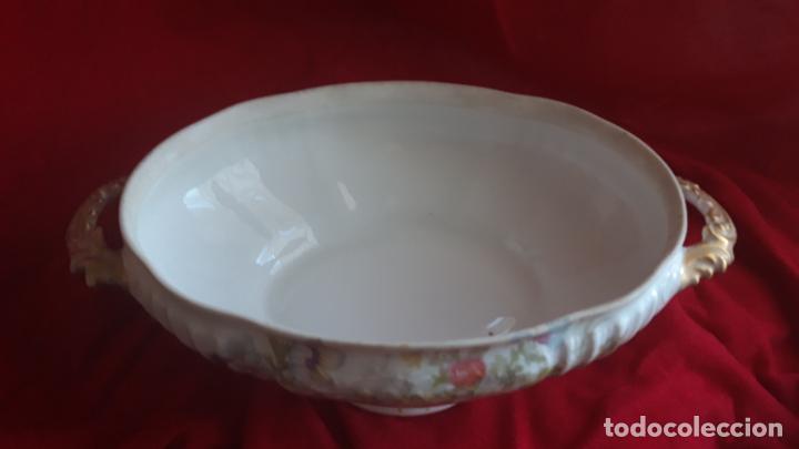 Antig&uuml;edades: Sopera porcelana - Foto 4