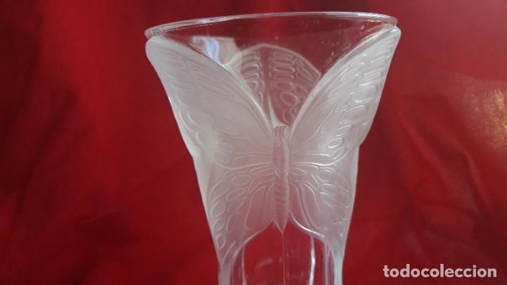 Antig&uuml;edades: Jarron Cristal Mariposa - Foto 2