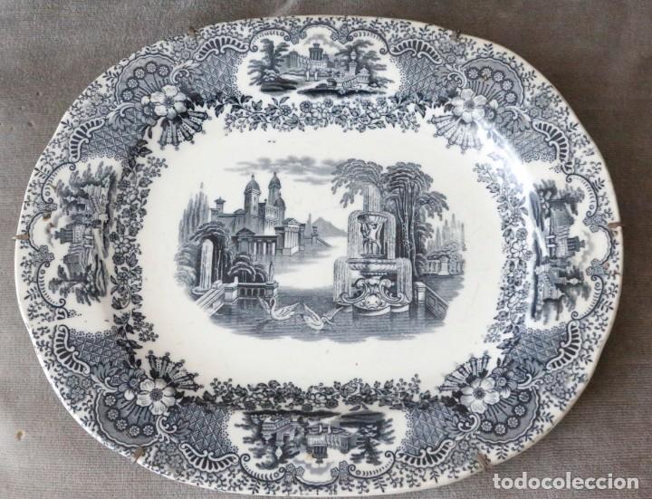 Antig&uuml;edades: Bandeja de porcelana sellada - Foto 1