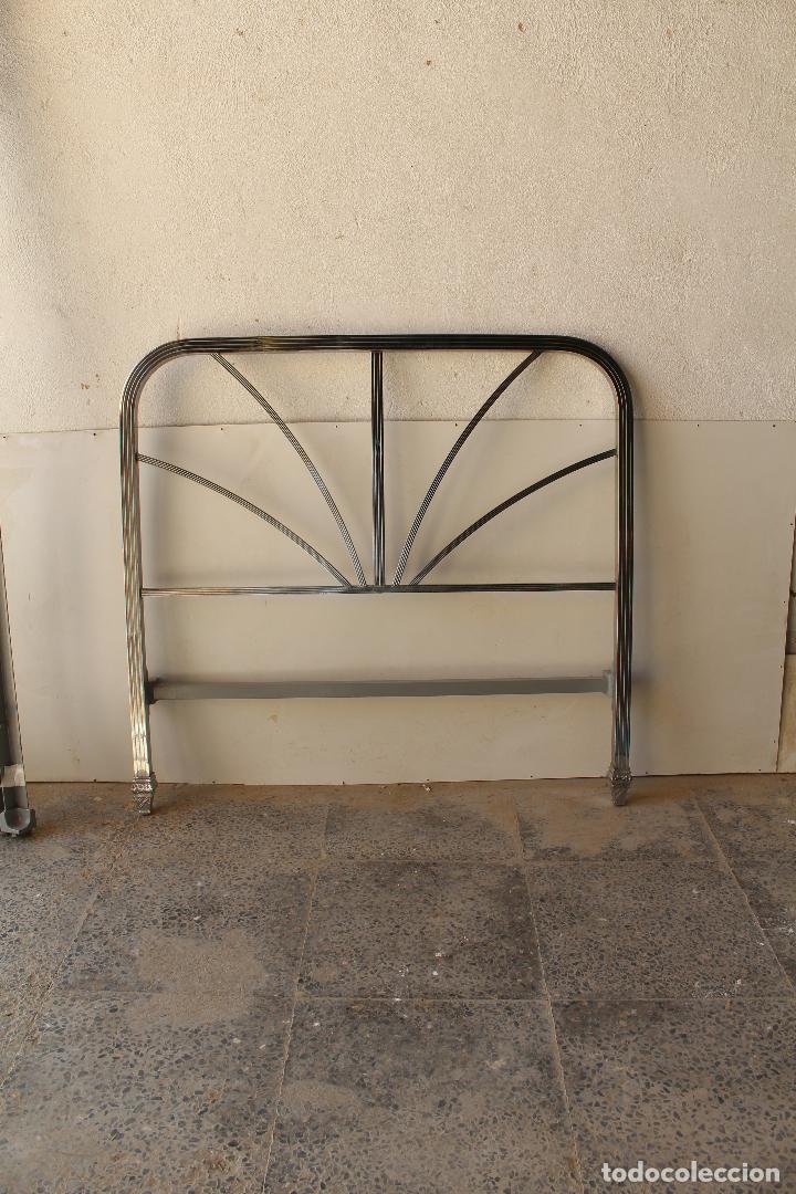 Antig&uuml;edades: cama de metal - Foto 3