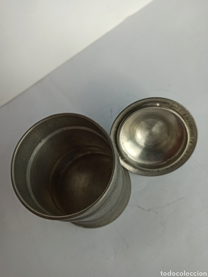 Antig&uuml;edades: Recipiente de esta&ntilde;o - Foto 2