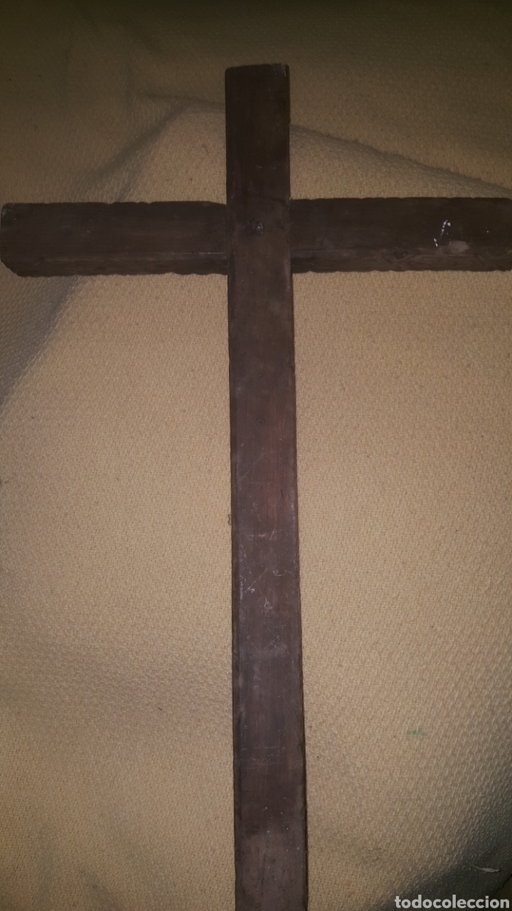 Antig&uuml;edades: CRUZ DE MADERA TALLADA - Foto 2