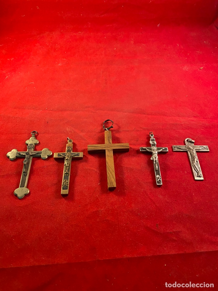 Antig&uuml;edades: Lote de cruces - Foto 1